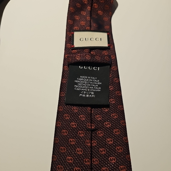 GUCCI Burgundy Black GG MONOGRAM LOGO  100% ITALIAN SILK TIE STUNNING!!!! - Picture 5 of 11